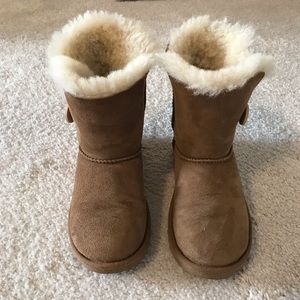 Girls authentic Uggs